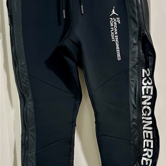 Jordan Black Scuba Athletic Jogger Pants - Picture 2 of 4